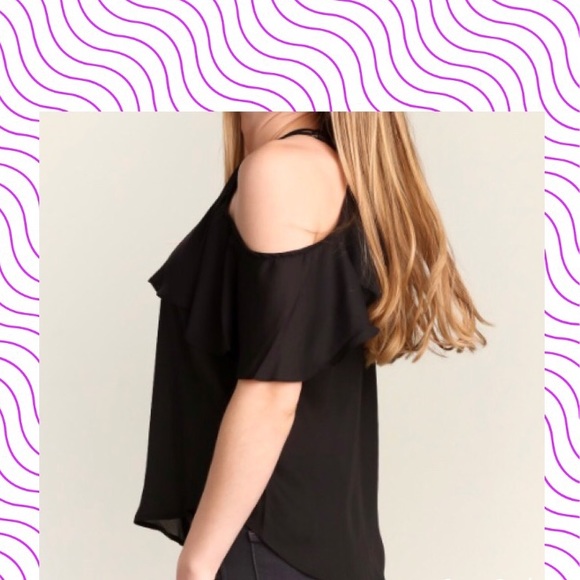 Black cold shoulder top - Picture 3 of 3